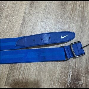 Nike youth baseball belt